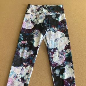 Old Navy Active floral leggings